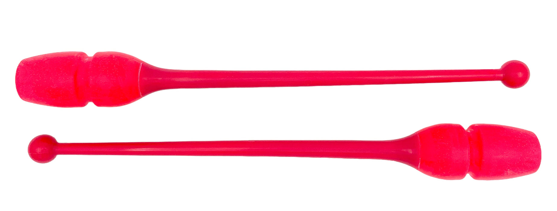 MASHA gymnastikkølle fra Pastorelli med både bounceeffekt og connectable.
Bounce betyder at køllen er lavet af gummi og derfor kan stødes mod gulvet og springe tilbage.
Connectable betyder at køllerne kan også sættes sammen i forlængelse af hinanden.

En farverig kølle til træning, opvisning, show og konkurrence.

Køllen fås i to modeller: 40.5 cm som er velegnet til junior/ungdom, og 45.2 cm som er velegnet til voksne.
Pastorelli er til den kvalitetsbevidste gymnast.
Prisen er for et sæt køller.